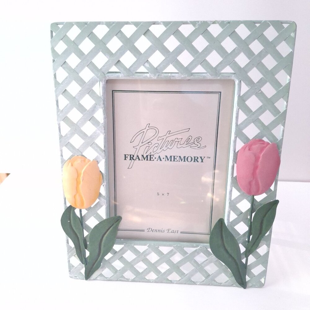 Vintage Dennis East Lattice Tulip Floral Photo Frame